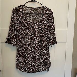 Elegant Floral Women's Blouse in Black and Pink